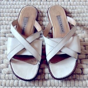 Manolo Blahnik White Sandal size 37